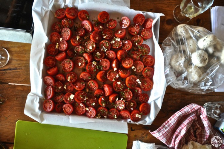 5-tomaten bestreut